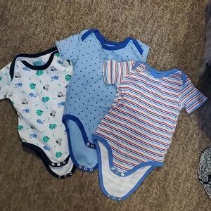 Set of 3 monkey bars onesies size 6 to 9 months